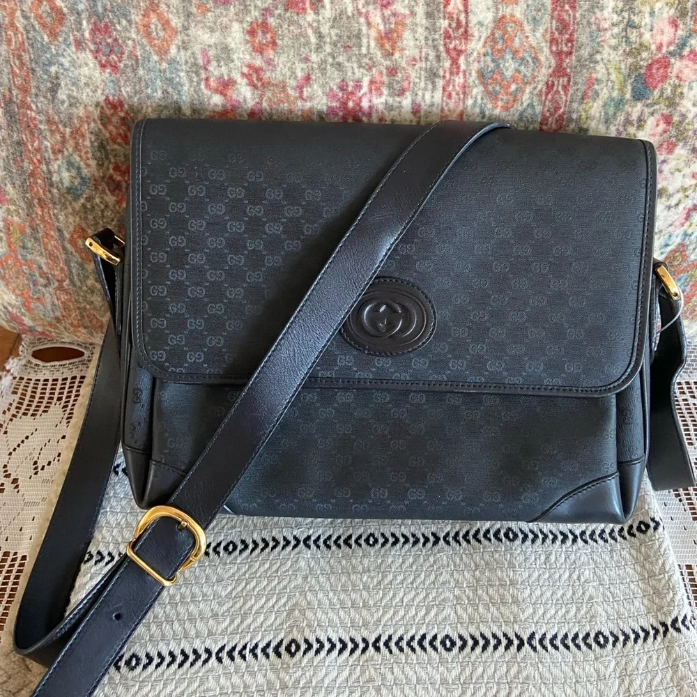 Gucci GG Messenger Bag